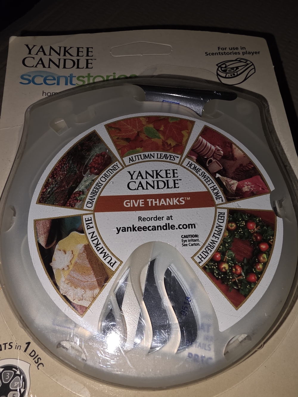 Yankee Candle ScentsTories Give Thanks Disc - White